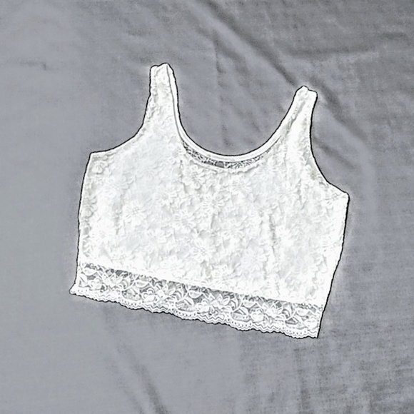 Lacy Crop Top - Picture 1 of 2